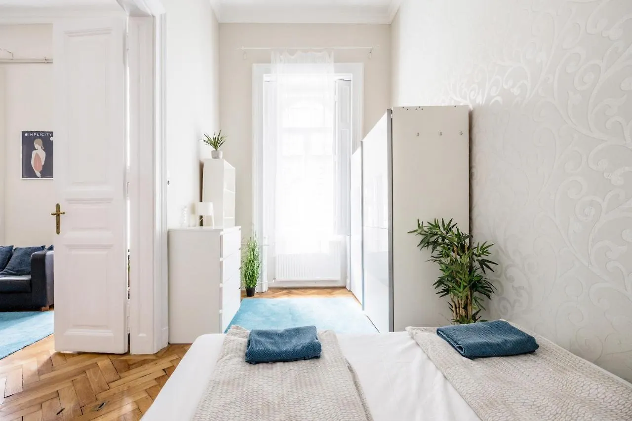Elisabeth 52 Apartment Budapest 0*,